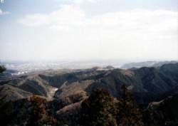 Takaosanguchi_maerz2001-01_750.jpg