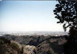 Takaosanguchi_maerz2001-02_750.jpg
